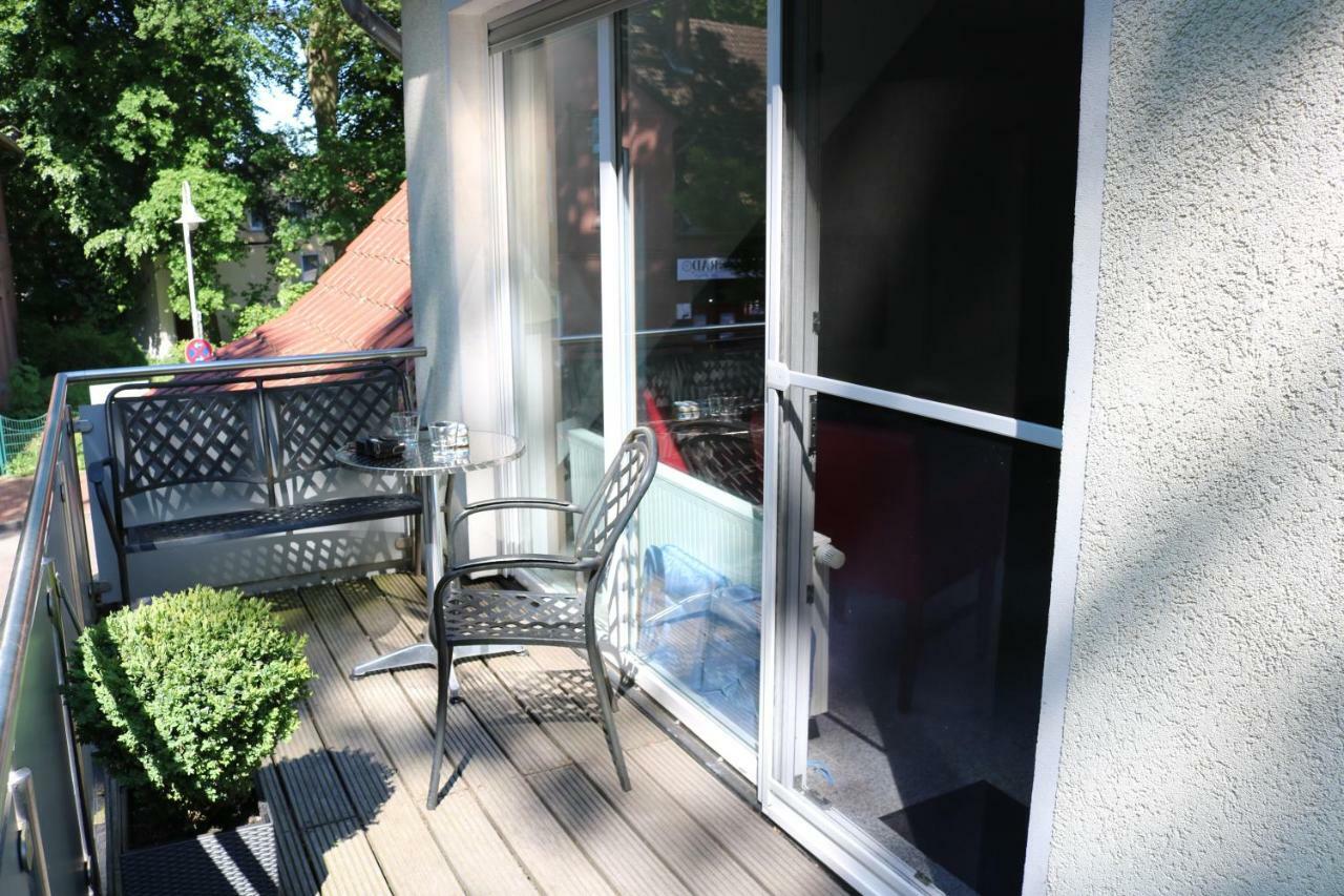 Zwei Ferienwohnungen Anker&Leuchtturm direkt in Steinhude, Wallbox für Elektroauto, Balkon, Free WLAN , Privater Parkplatz, Exterior foto