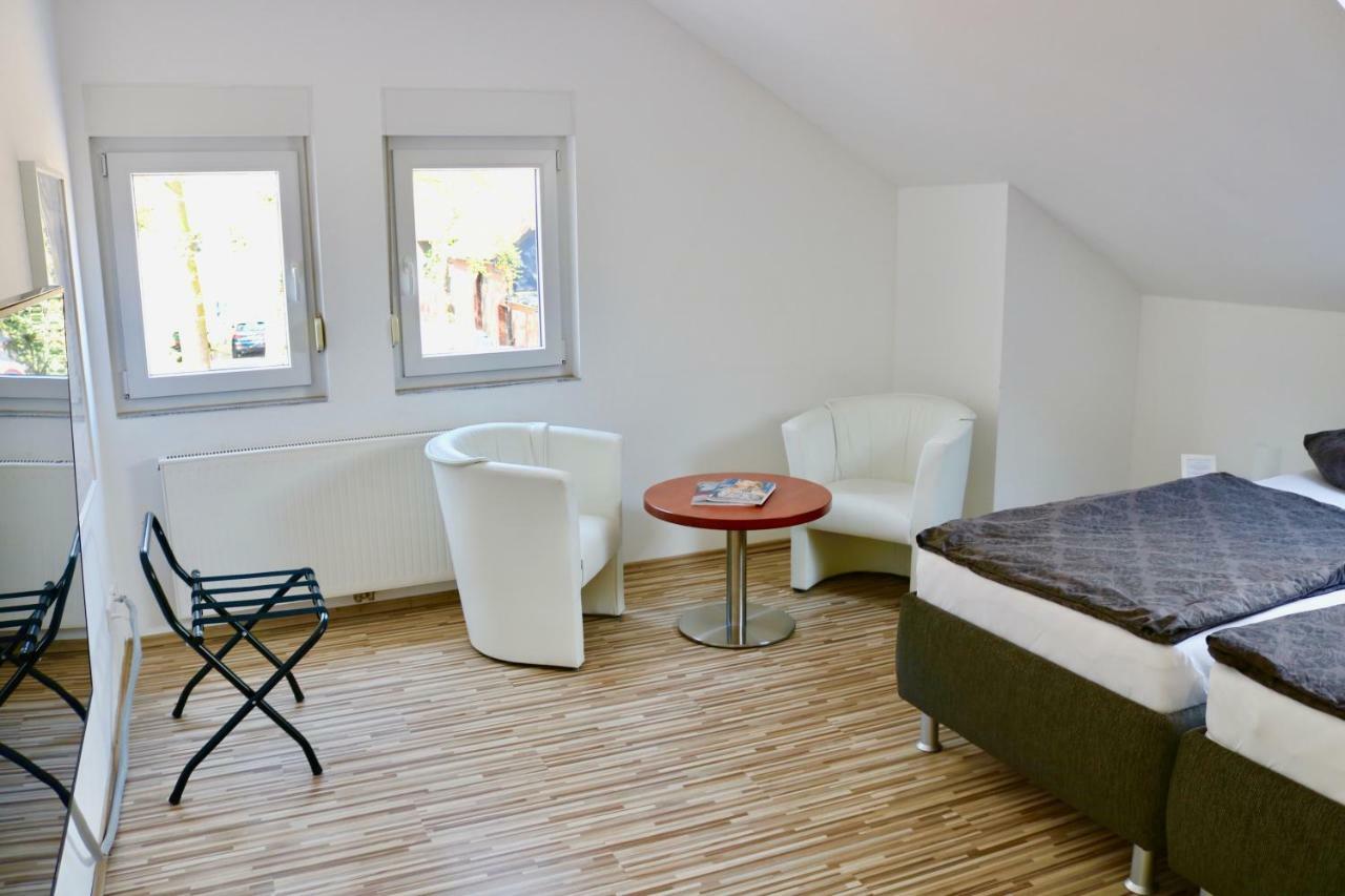 Zwei Ferienwohnungen Anker&Leuchtturm direkt in Steinhude, Wallbox für Elektroauto, Balkon, Free WLAN , Privater Parkplatz, Exterior foto